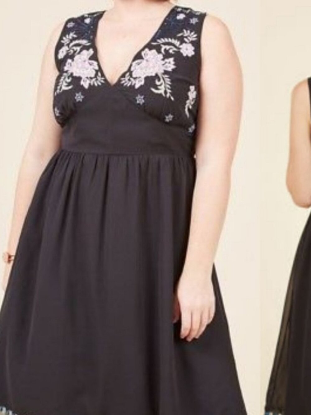 NWOT Modcloth Geode embroidered sleeveless dress